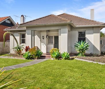 6 Kenilworth Grove, Glen Iris VIC 3146 - House For Rent | Domain - Photo 3
