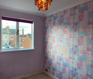 3 bedroom terraced house to rent - Photo 6