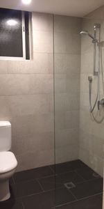 3 bed flat in the heart of Randwick - Photo 3