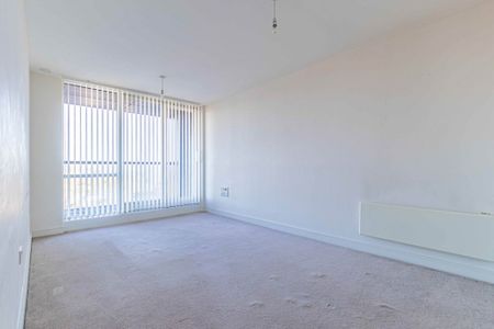 2 bed Apartment for rent - Photo 5