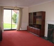 4 bed Detached - To Let - Photo 2