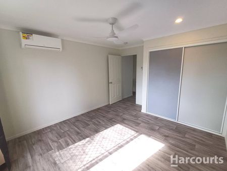 3 bedroom Home nestled amongst the palm trees - Photo 2