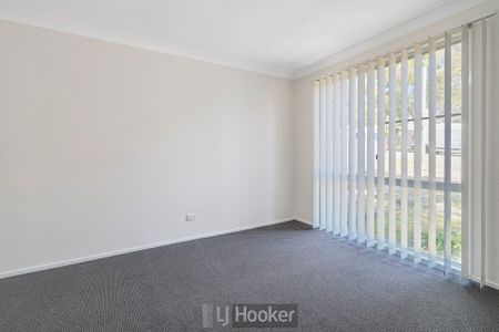 Three Bedroom Home - Photo 4