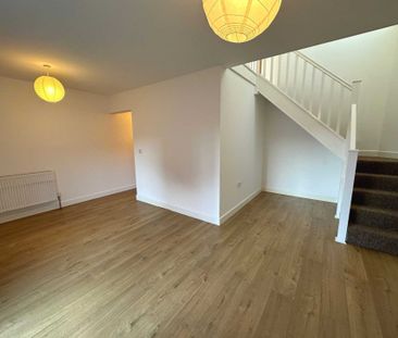 OIRO £1,750 pcm - Available 06/12/2025 - Unfurnished - Photo 4