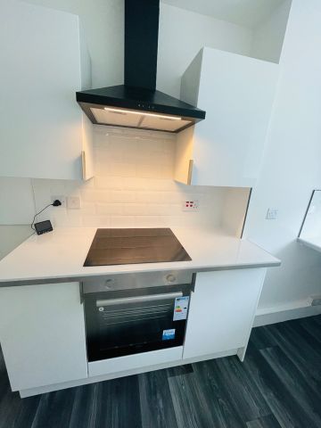 2 Bed Flat, Thornliebank, G46 - Photo 4