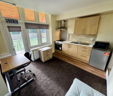 Studio to rent - Photo 4