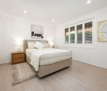 Light Filled Stylish Single Level Family Home - Photo 4