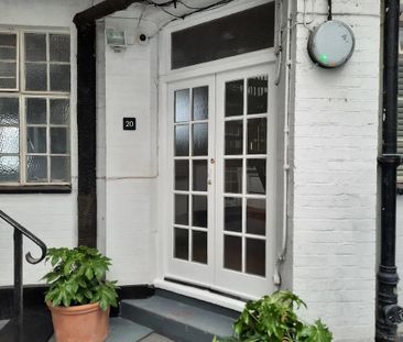 1 bedroom flat to rent - Photo 2