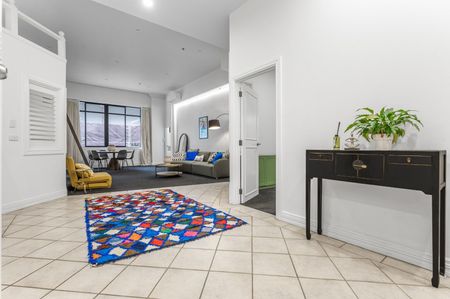 On the Waterfront - Photo 4