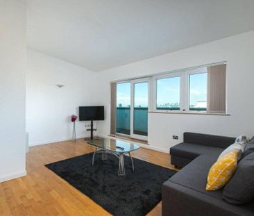 2 bedroom penthouse to rent - Photo 3
