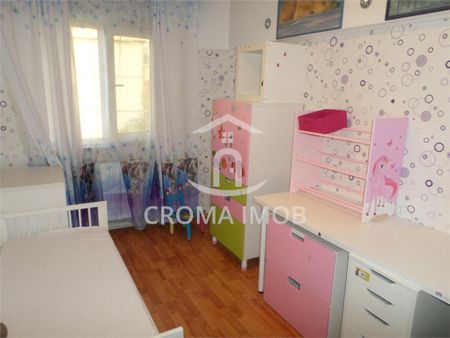 Inchiriere apartament 3 camere in Ploiestii zona Paltinis - Photo 5