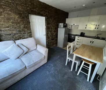 2 bedroom cottage to rent - Photo 1