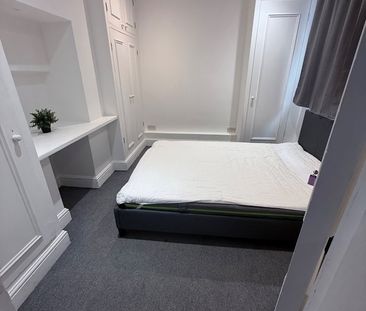Room in a Shared Flat, Burlington Place, SW6 - Photo 2