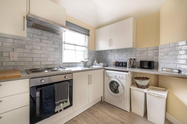 1 bedroom flat to rent - Photo 1