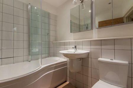 2 bedroom flat to rent - Photo 5