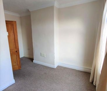 4 bedroom terraced house to rent - Photo 6