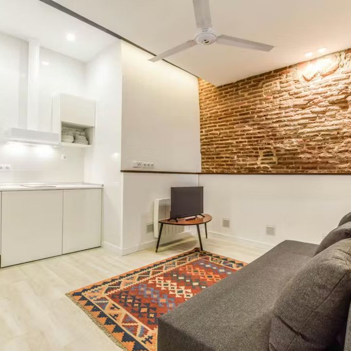 Calle de Buenavista, Madrid, Community of Madrid 28012 - Foto 1