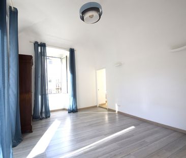 F3/4 rue neuve st roch - Photo 2