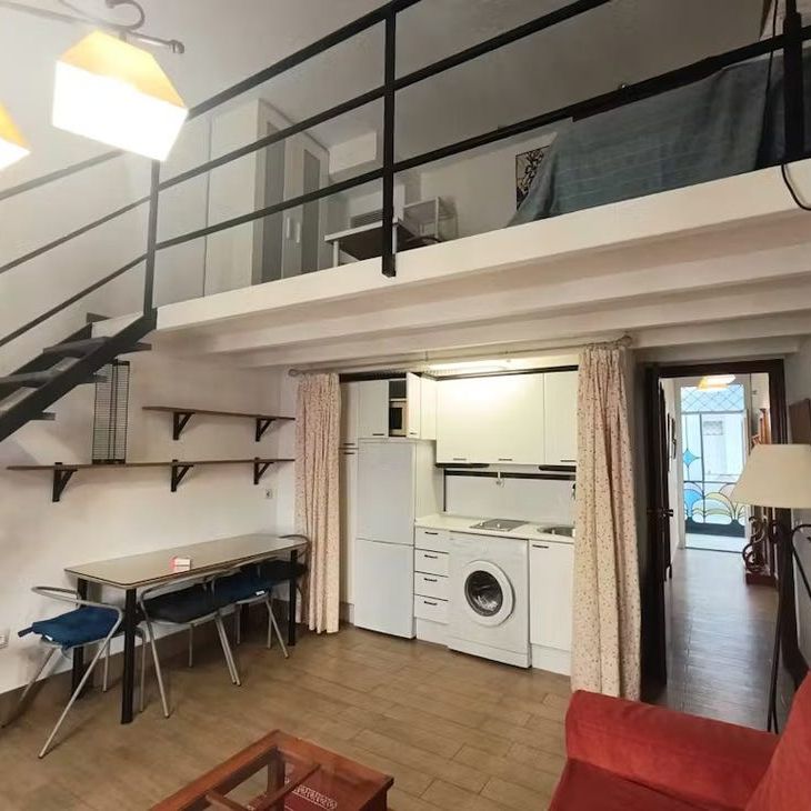 Calle Alfonso XII, Sevilla, Andalusia 41002 - Photo 1