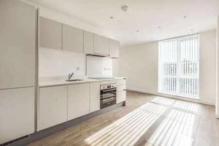 Royal Winchester House, Bracknell, RG12 - Photo 3