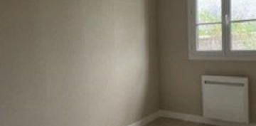 A LOUER MAISON CENTRE LA GUERCHE DE BRETRAGNE - Photo 2