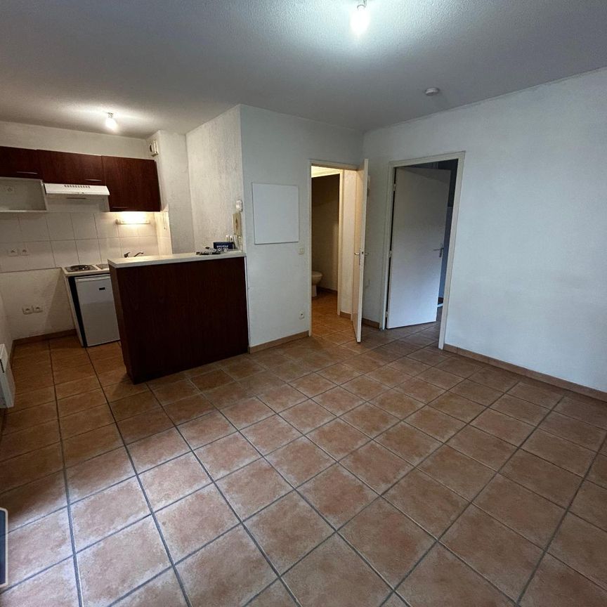 Location Appartement 2 pièces 37m² ST PIERRE DU MONT 40280 - Photo 1