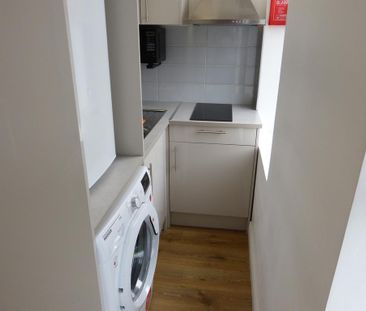 Studio to rent - Photo 6
