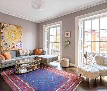 A stylish three double bedroom upper maisonette within the heart of... - Photo 6