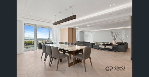 Five-Star Living with Breathtaking Opera House Views - Photo 1