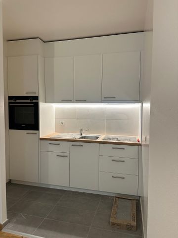 Charmant appartement de 2,5 pièces rénové à Genève – Av. De-Luserna - Photo 3