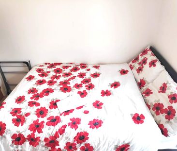 2 Bed Flat, Quadrant Court, HA9 - Photo 6