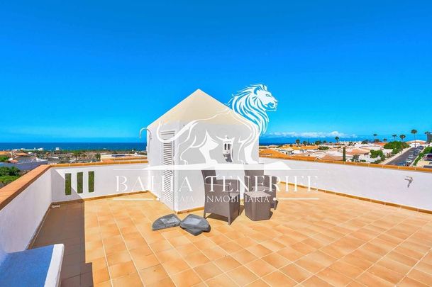Luxury Villa for rent in Callao Salvaje, Spain - Photo 1