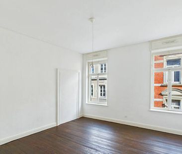 METZ CENTRE PROCHE CATHEDRALE - F2 - FRAICHEMENT RENOVE - Photo 3