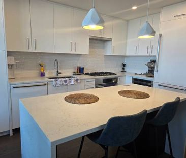 (Whiterock) furnished Soleil condo 24th floor - Photo 4