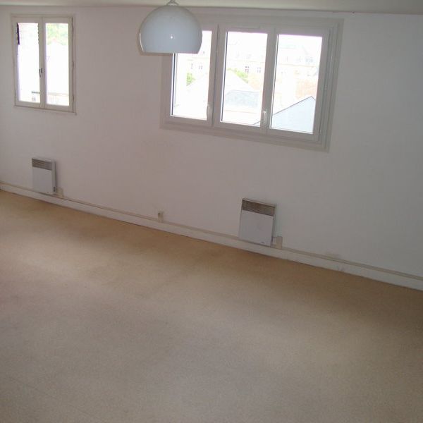 STUDIO - CENTRE VILLE - 31 M² - Photo 1