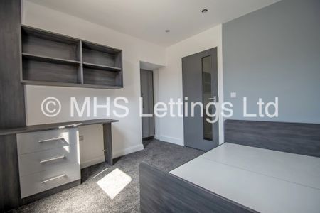 1 Bedroom Flat for rent in Raincliffe Street - Photo 3
