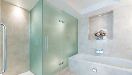 3 bedroom apartment to rent - Photo 2