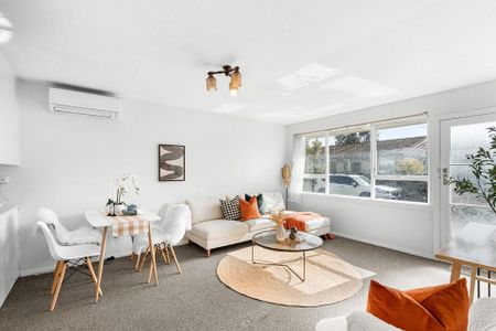 Sunny Two-Bedroom in Riccarton - Photo 5