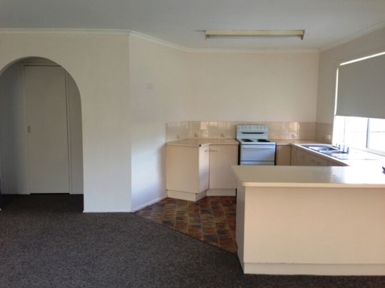 3 Bedroom Family Home - Photo 1