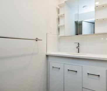 For Lease - 36 Largo Crescent Unit# B, Meadowlands - Crestview and ... - Photo 4