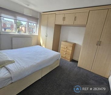 3 bedroom terraced house to rent - Photo 3