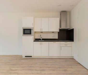 Te huur: Appartement Hoge Rijndijk in Zoeterwoude - Photo 1
