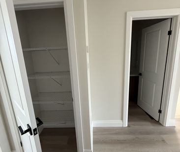 For Lease - 13 Keystone Trail, Welland, Ontario - Photo 3