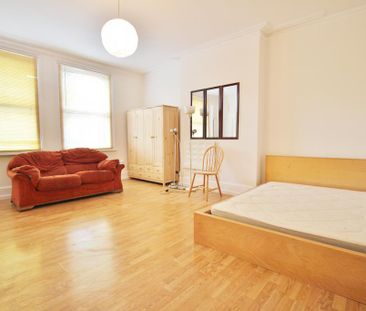 Studio to rent - Photo 4