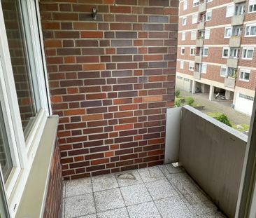 Mietwohnung in Nürnberg - Gemütliche Wohnung mit 2 Zimmern und Loggia - Photo 4