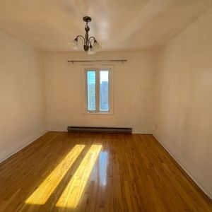 4 Et 1/2 (2 Chambres Fermées), Cremazie - Photo 3