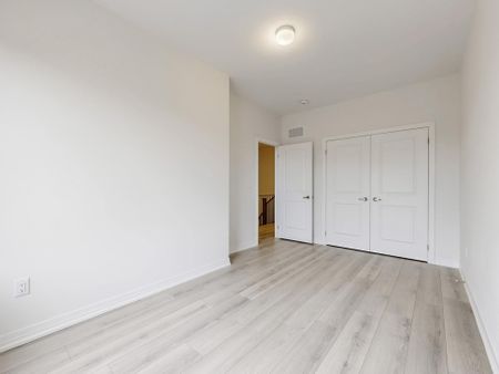 For Lease - 59 Tipp Drive, Richmond Hill, Ontario - Photo 3