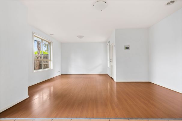 3 Bedroom Spacious Home! - Photo 1