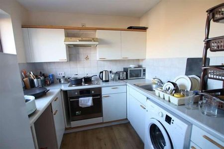 Siskin Court, Harrier Road, Colindale, NW9 - Photo 5