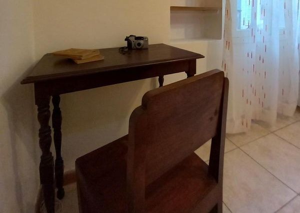 Arrendo quartos ou apartamento Funchal Caminho da Achada